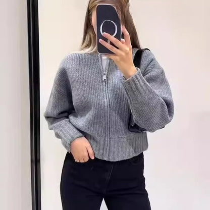 Pull Gris Zippé en Maille Douce